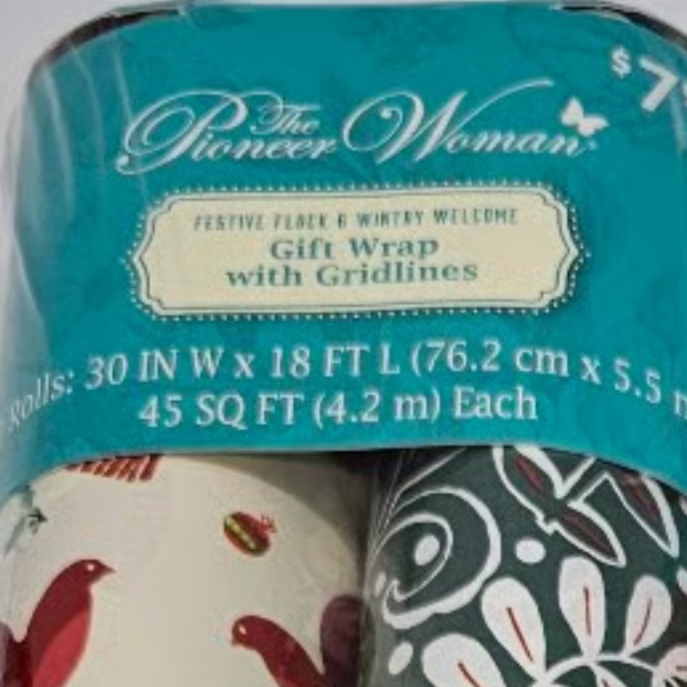 🌺 New Pioneer Woman Christmas Gift Wrap, Festive Flock & Wintry
Welcome 2 Rolls